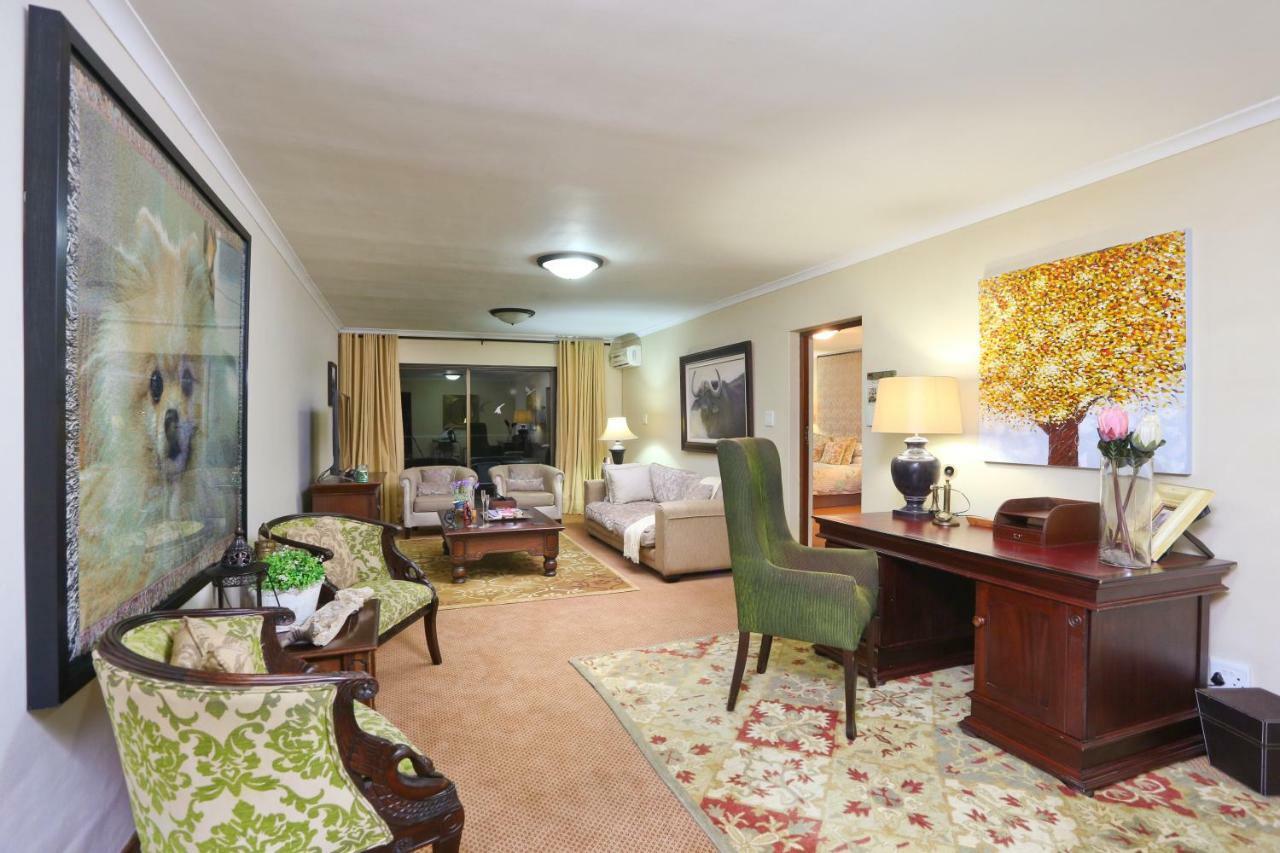 Shangri-La Manor (Adults Only) Hoekwil Εξωτερικό φωτογραφία