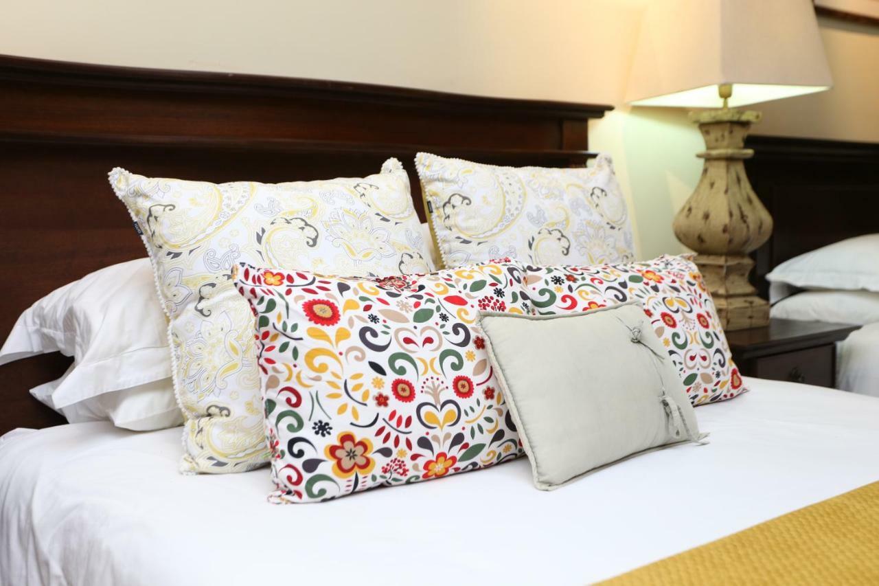 Shangri-La Manor (Adults Only) Hoekwil Εξωτερικό φωτογραφία