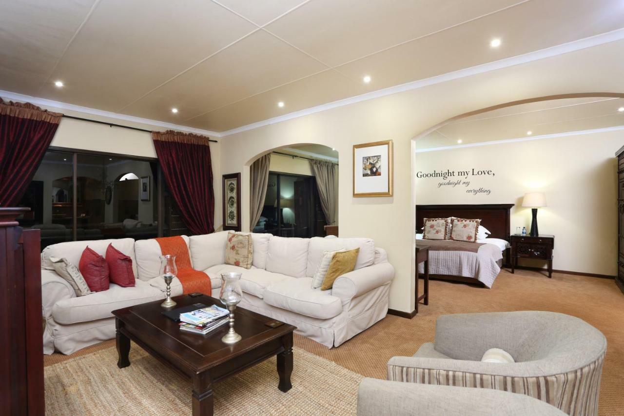 Shangri-La Manor (Adults Only) Hoekwil Εξωτερικό φωτογραφία