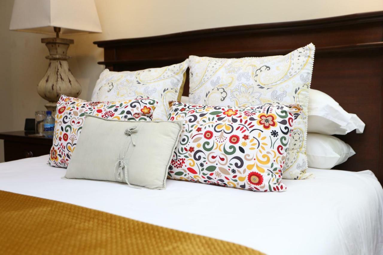 Shangri-La Manor (Adults Only) Hoekwil Εξωτερικό φωτογραφία