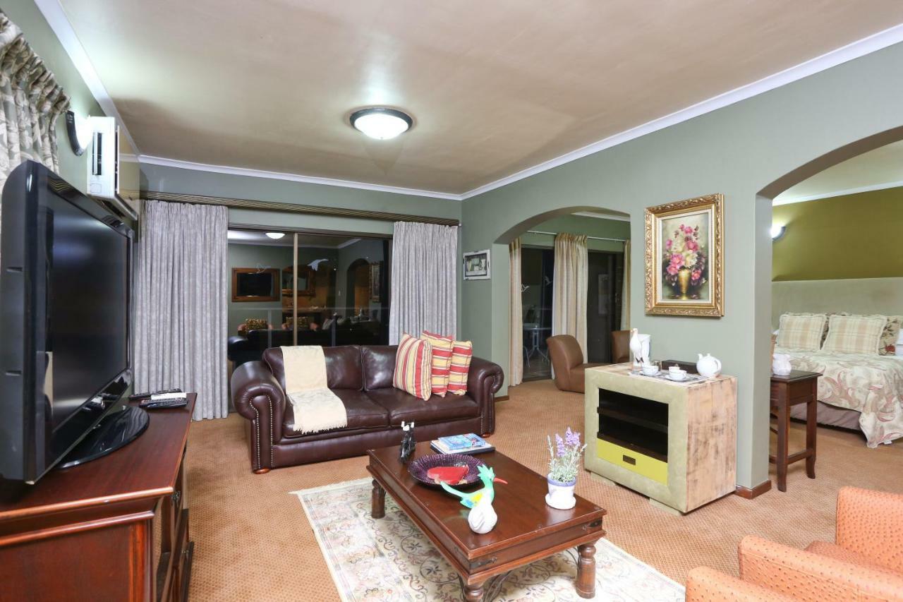 Shangri-La Manor (Adults Only) Hoekwil Εξωτερικό φωτογραφία